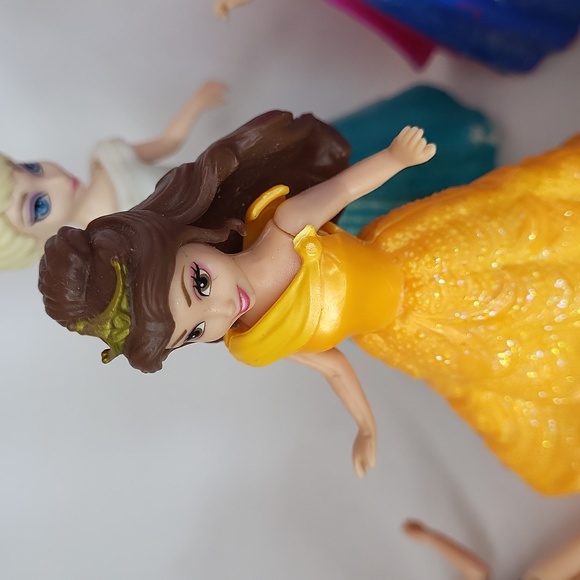 Magic Clip Disney Princess Dolls Polly Pocket Lot (9) used condition 4" See - Picture 5 of 14
